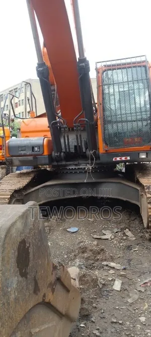Doosan Dx340 Excavator