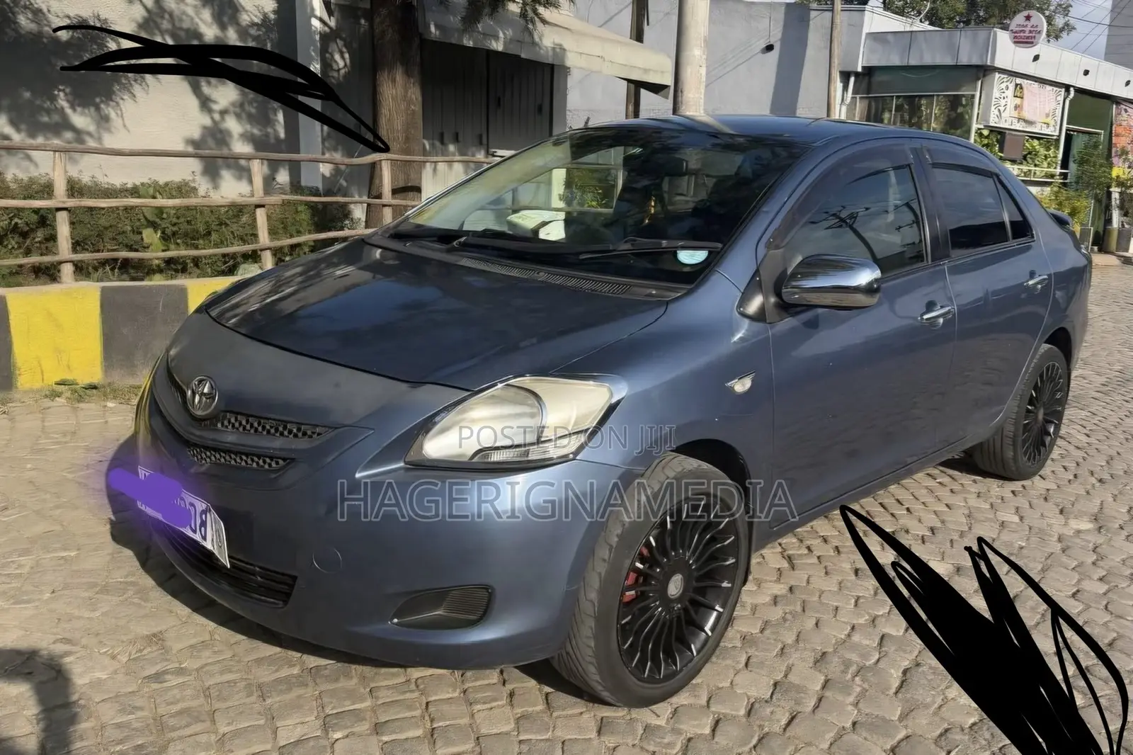 Toyota Yaris 2011 Blue