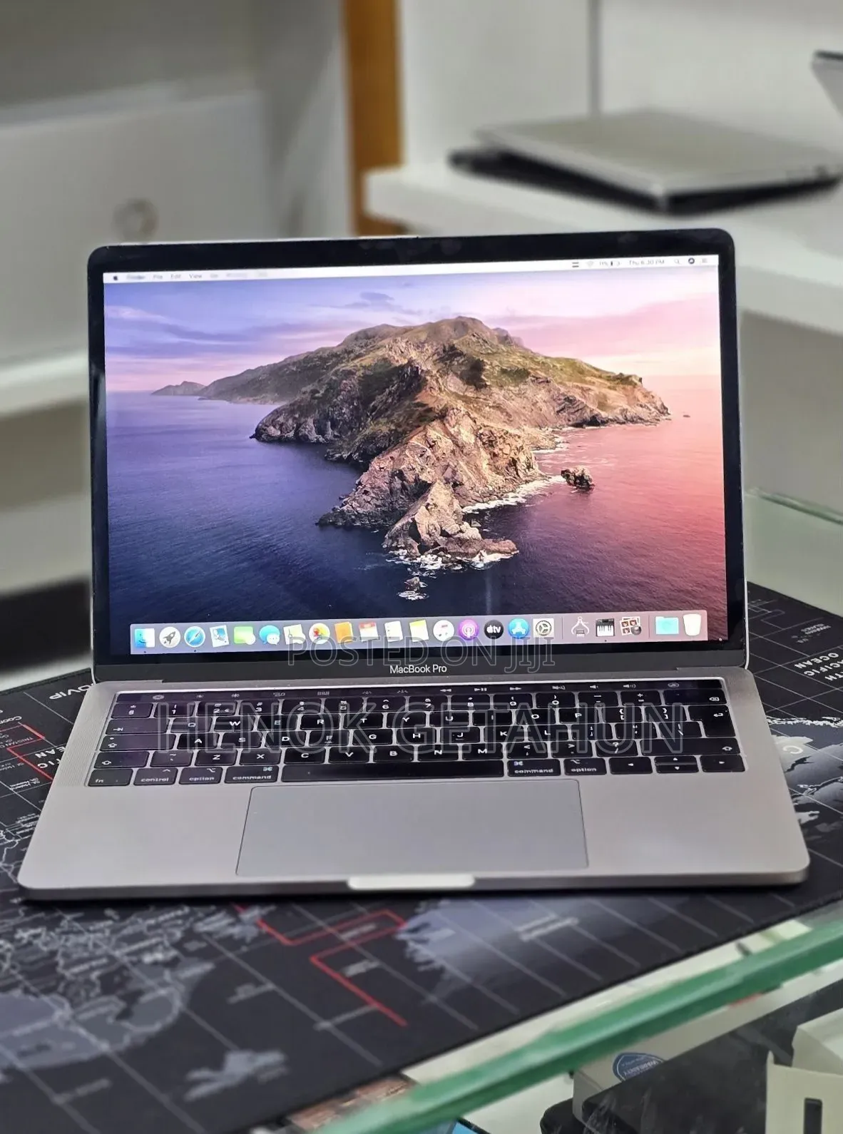 New Laptop Apple MacBook Pro 2020 32GB Intel Core i7 SSD 1T