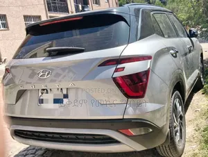 Hyundai Creta 2023 Silver