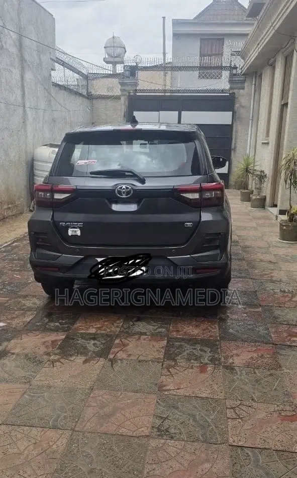 Toyota Raize 2022 Gray