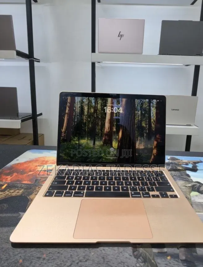 New Laptop Apple MacBook Air 2020 M1 8GB Apple M1 SSD 256GB