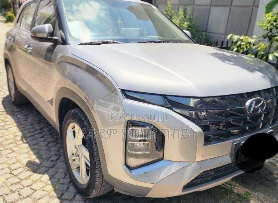 Hyundai Creta 2023 Silver