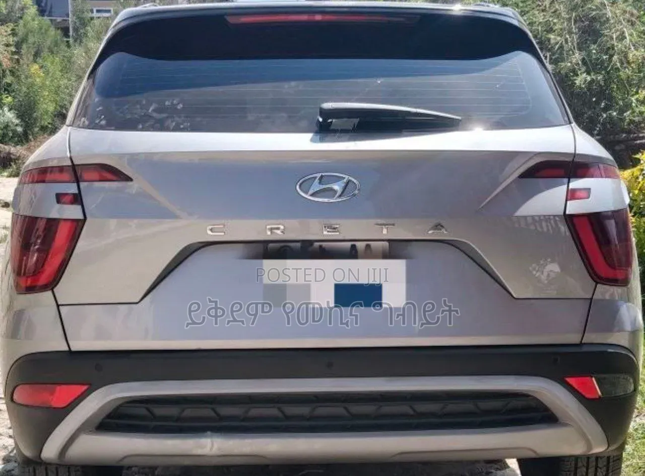 Hyundai Creta 2023 Silver