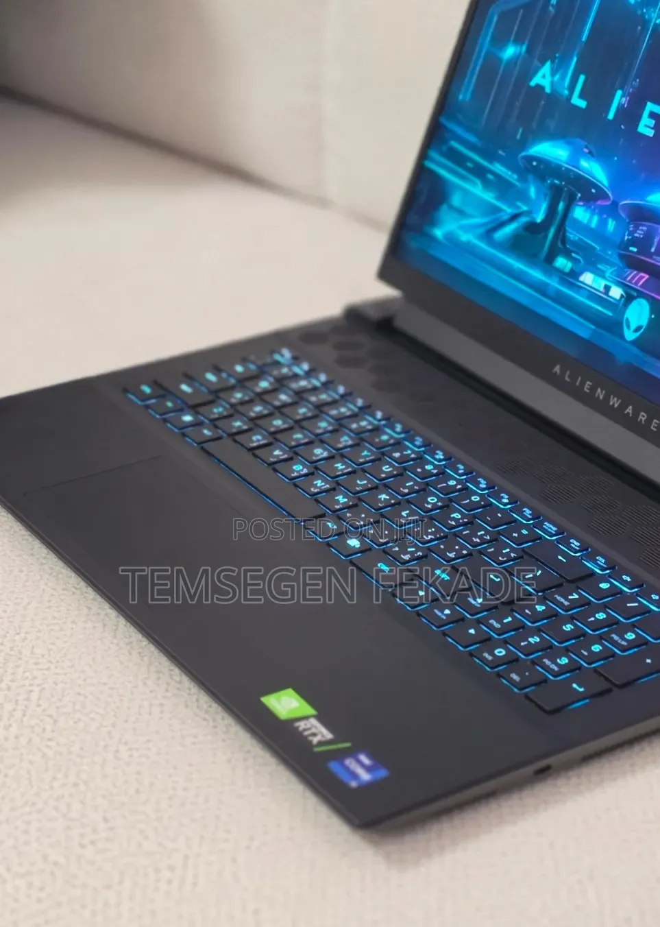New Laptop Alienware M18 R2 32GB Intel Core i9 SSD 2T