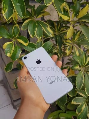 Apple iPhone 8 64 GB White