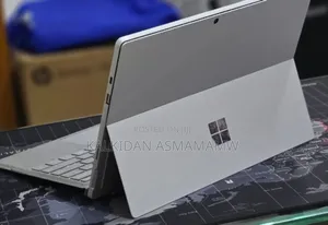 New Laptop Microsoft Surface Pro 7+ 16GB Intel Core i5 SSD 256GB