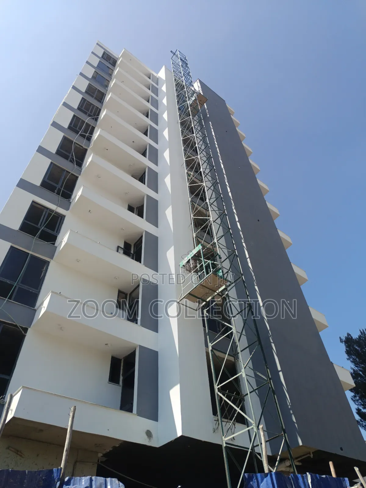 3bdrm Apartment in Esol Apartment, Bole for sale