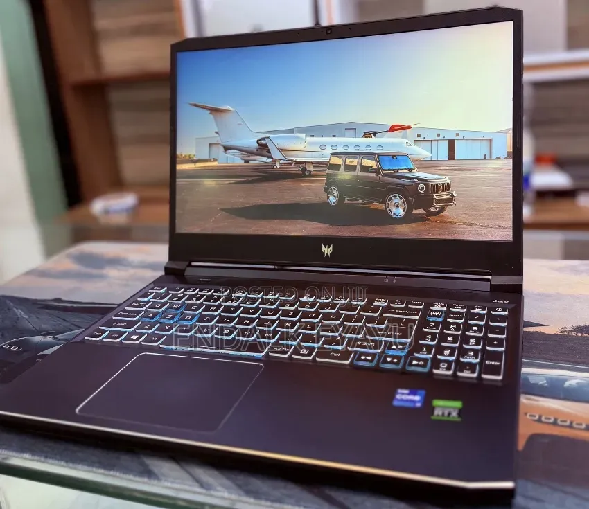 New Laptop Acer Predator Helios 300 16GB Intel Core i7 SSD 512GB