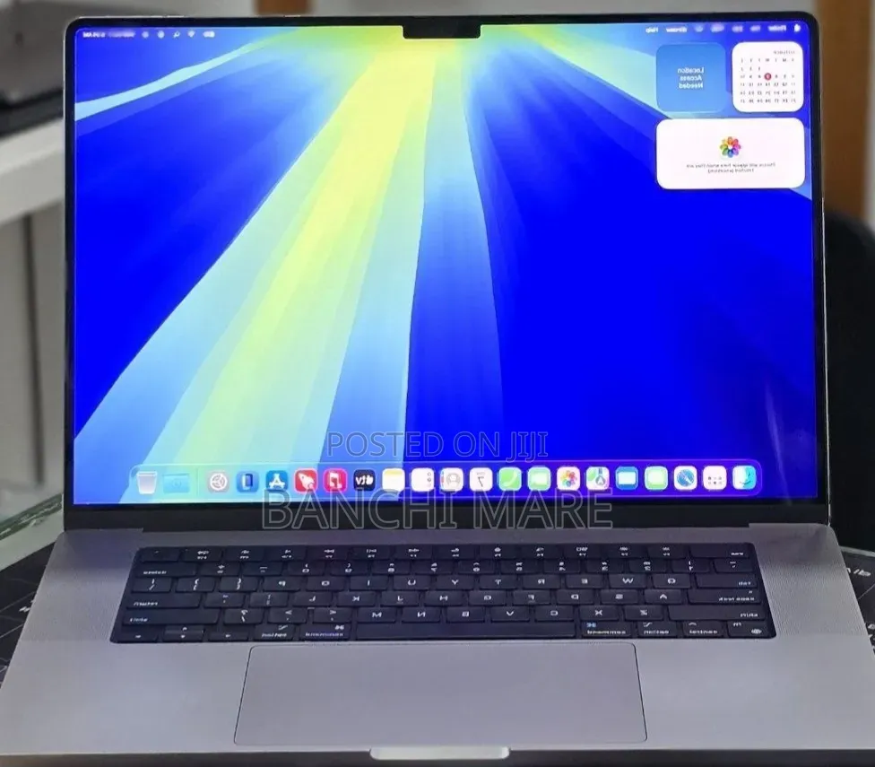New Laptop Apple MacBook Pro 2021 M1 16GB Apple M1 Pro SSD 512GB