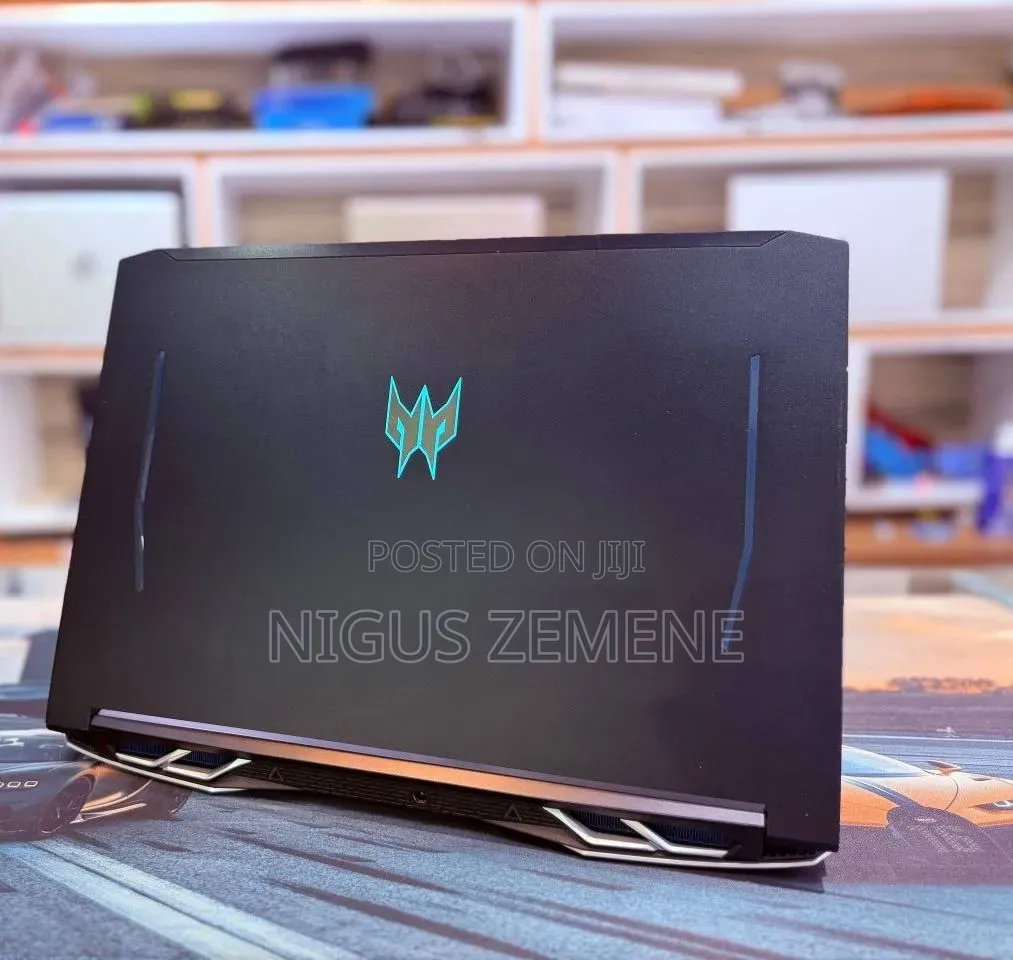New Laptop Acer Predator Helios 300 16GB Intel Core i7 SSD 512GB