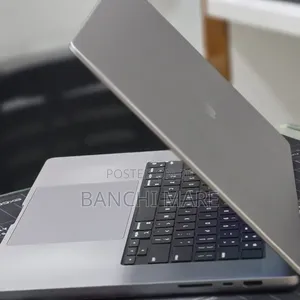 New Laptop Apple MacBook Pro 2021 M1 16GB Apple M1 Pro SSD 512GB