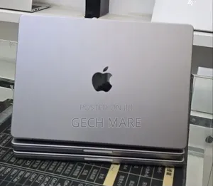 New Laptop Apple MacBook Pro 2021 M1 32GB Apple M1 Pro SSD 512GB