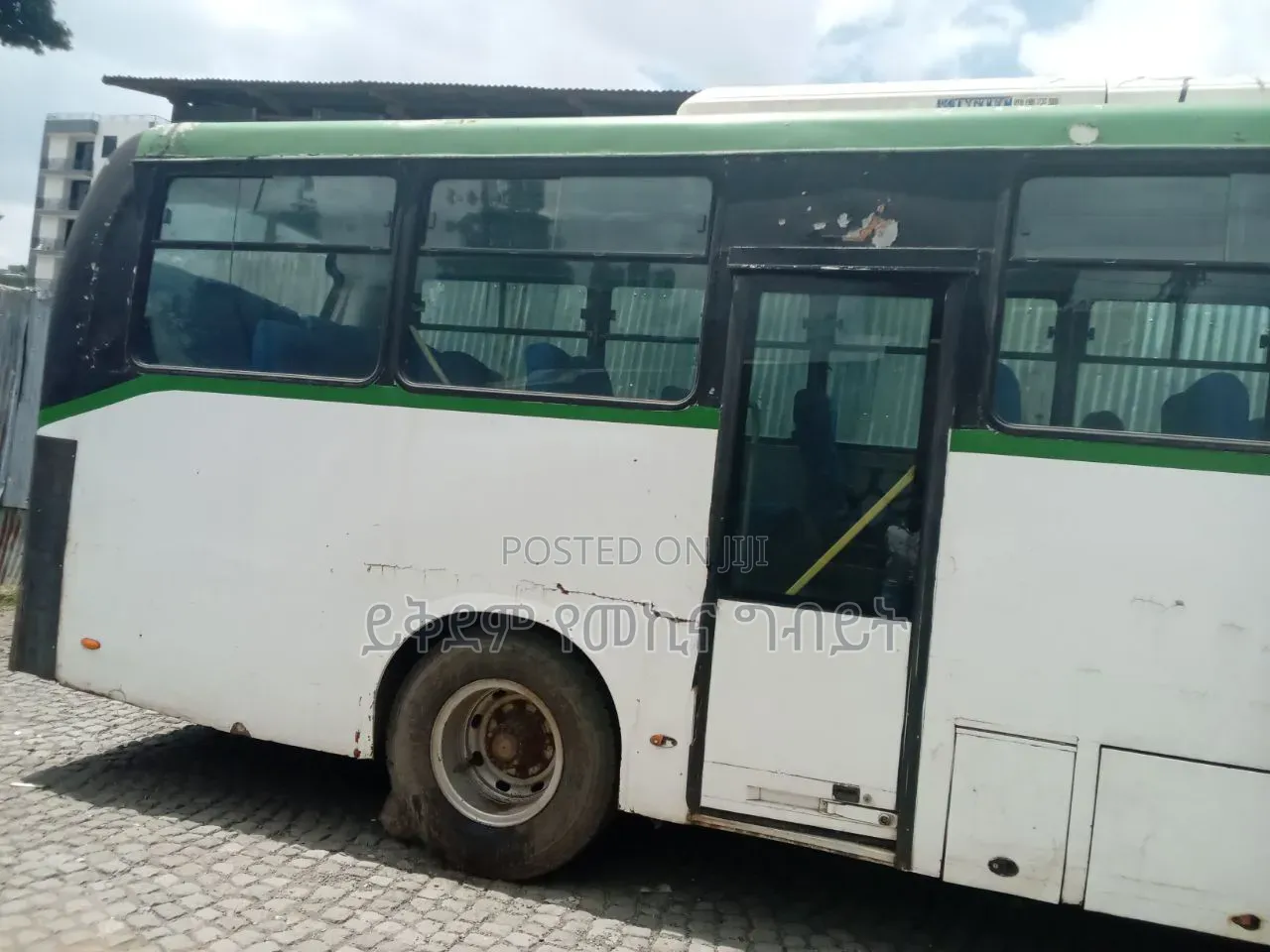 Yutong ZK6105BEVG 2012 White