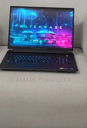 New Laptop Alienware M18 R2 32GB Intel Core i9 SSD 2T