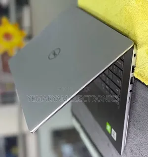 New Laptop Dell Vostro 14 5490 16GB Intel Core i7 SSD 256GB