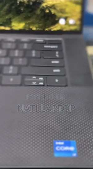 New Laptop Dell Inspiron 15 5570 16GB Intel Core i7 SSD 512GB