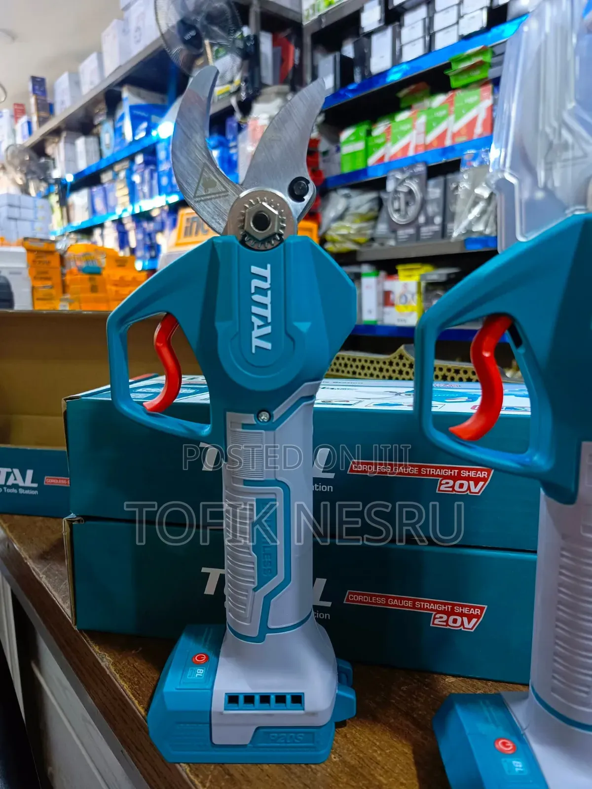 Cordless Gauge Straighte Share Total