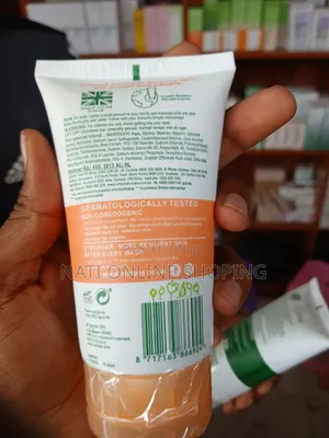 Simple Glow Facial Wash