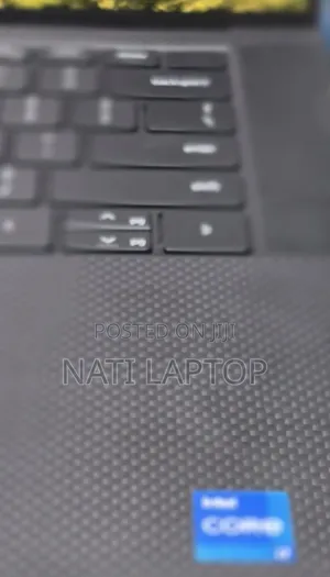New Laptop Dell Inspiron 15 5570 16GB Intel Core i7 SSD 512GB