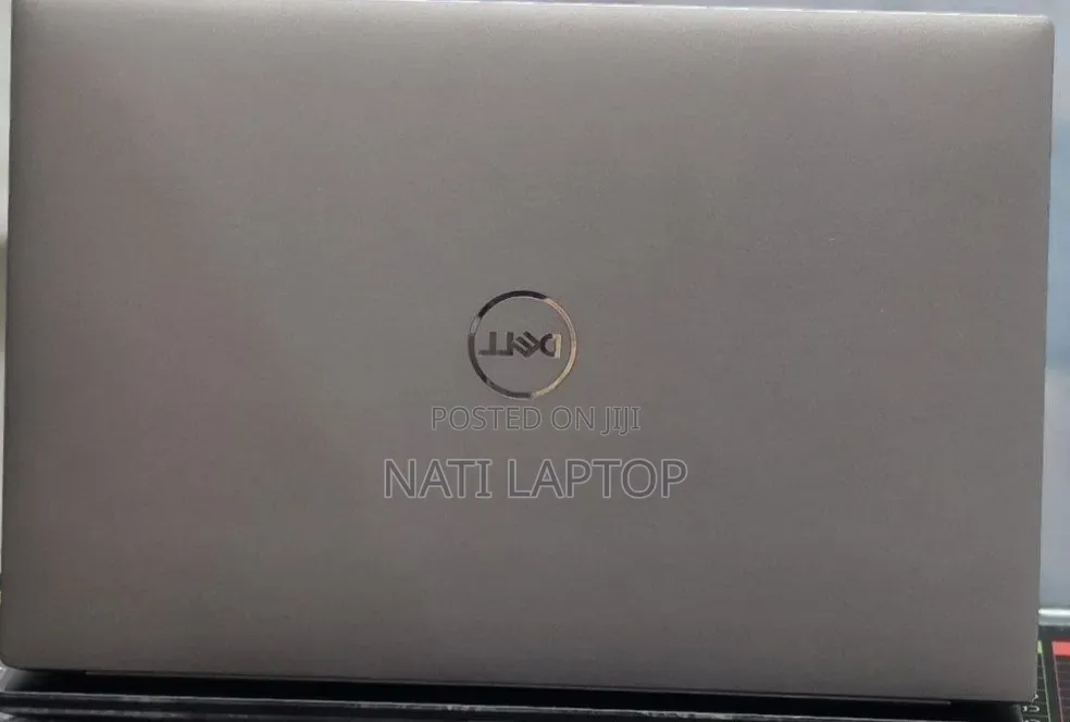New Laptop Dell Inspiron 15 5570 16GB Intel Core i7 SSD 512GB