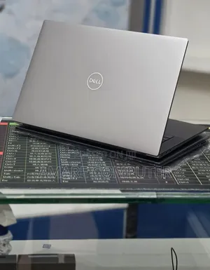 New Laptop Dell Precision 5570 32GB Intel Core i7 SSD 512GB
