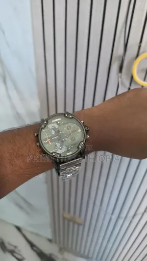 Diesel Mr. Daddy 2.0 Men's Chronograph Watch Model DZ7477