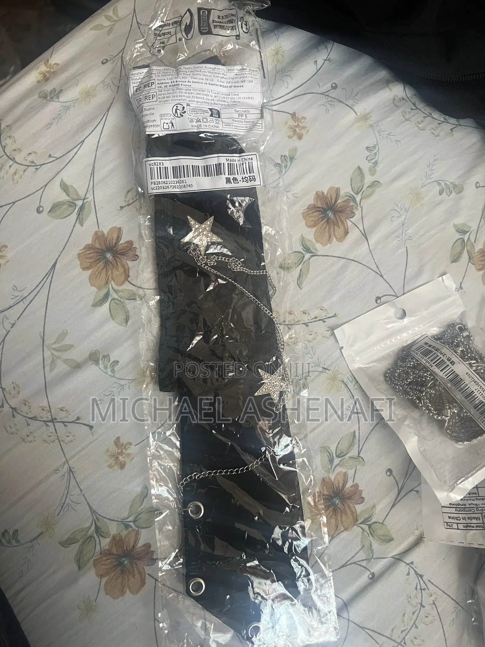Y2K Star Chain Tie