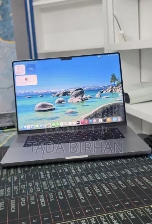 New Laptop Apple MacBook Pro 2021 M1 32GB Apple M1 SSD 512GB