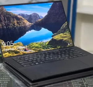 New Laptop Dell Precision 5570 16GB Intel Core i7 SSD 512GB