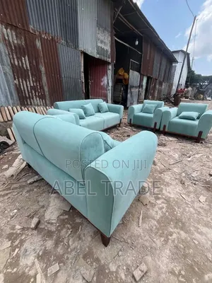 ጥራት ያለው አዲስ የሶፋ ስብስብ (Sofa Set)