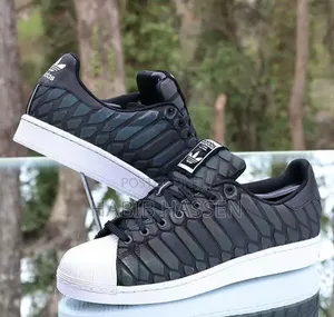  Adidas Superstar ‘80s’’ Xeno’
