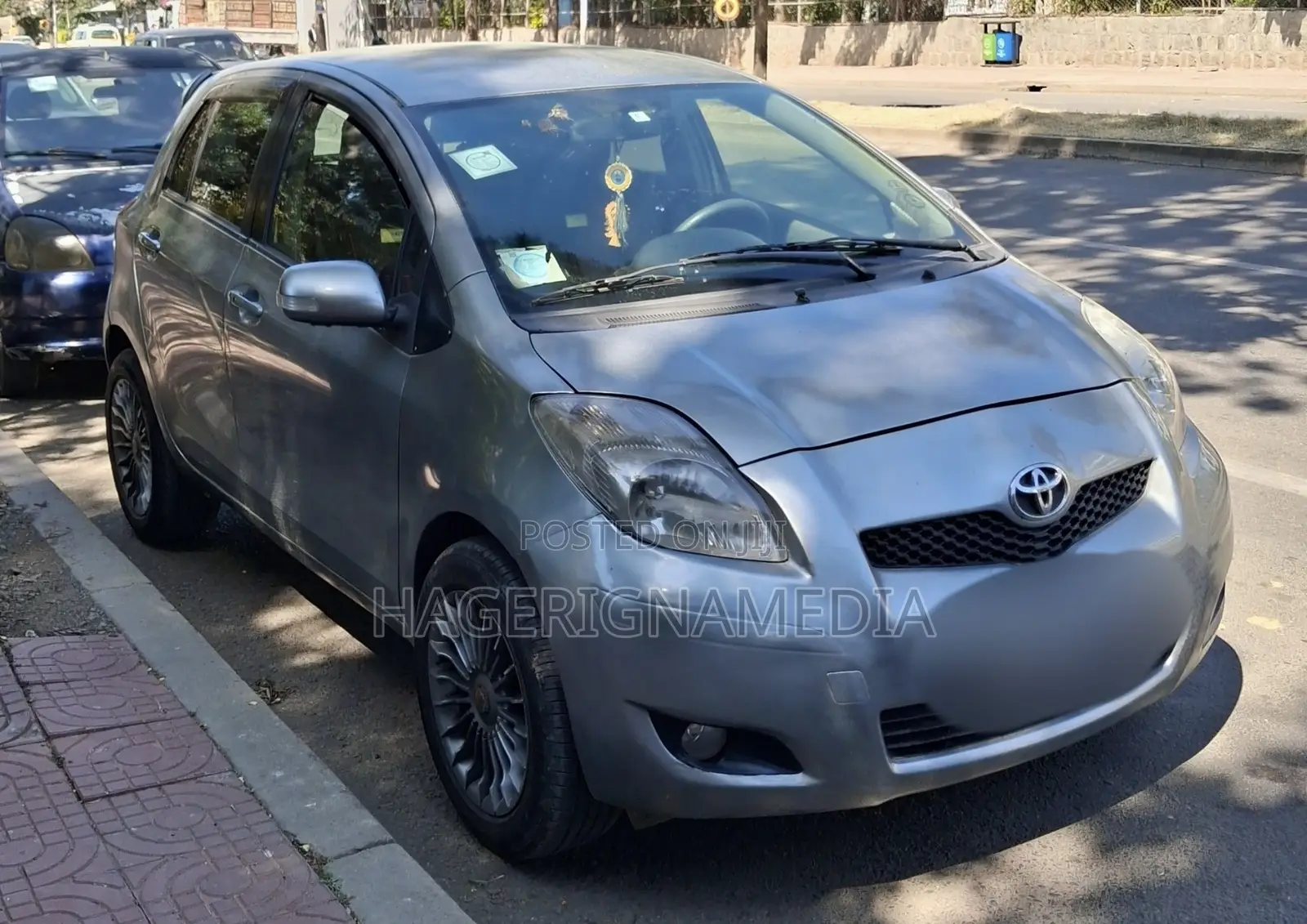 Toyota Yaris 2010 Silver