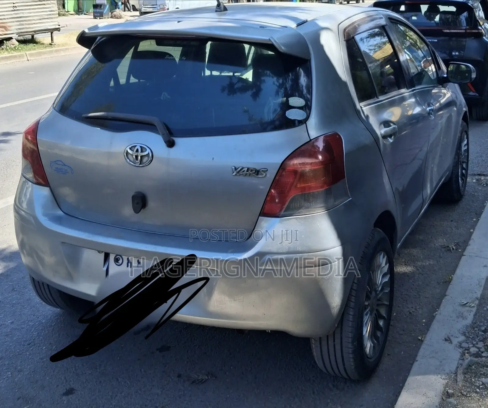 Toyota Yaris 2010 Silver