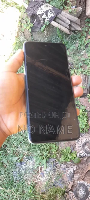 Infinix Hot 20 Play 64 GB Bronze