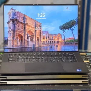 New Laptop Dell Precision 5560 32GB Intel Core i7 SSD 1T