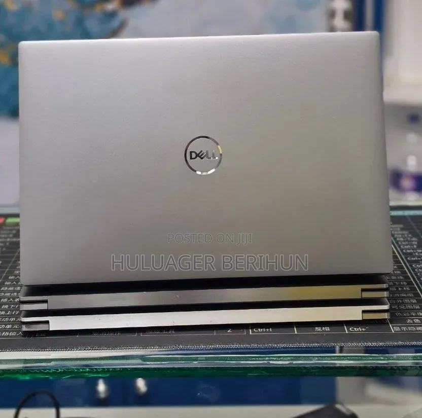 New Laptop Dell Precision 5560 32GB Intel Core i7 SSD 1T