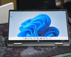 New Laptop HP Pavilion x360 8GB Intel Core i5 SSD 512GB
