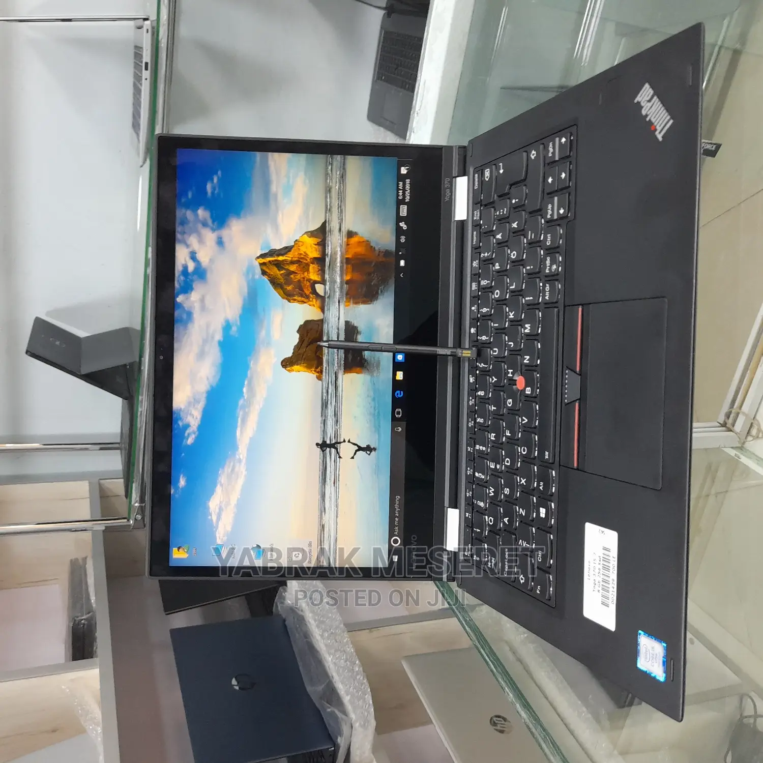 New Laptop Lenovo ThinkPad Yoga 370 8GB Intel Core I5 SSD 512GB