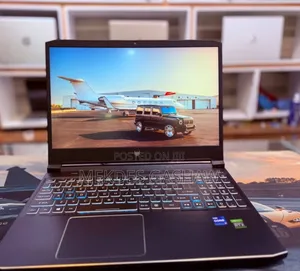 New Laptop Acer Predator Helios 300 16GB Intel Core i7 SSD 512GB
