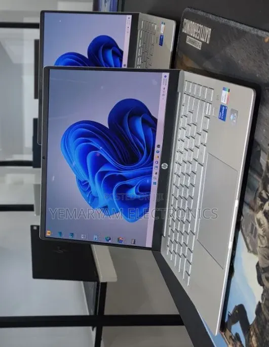 New Laptop HP Pavilion 14 16GB Intel Core i5 SSD 512GB