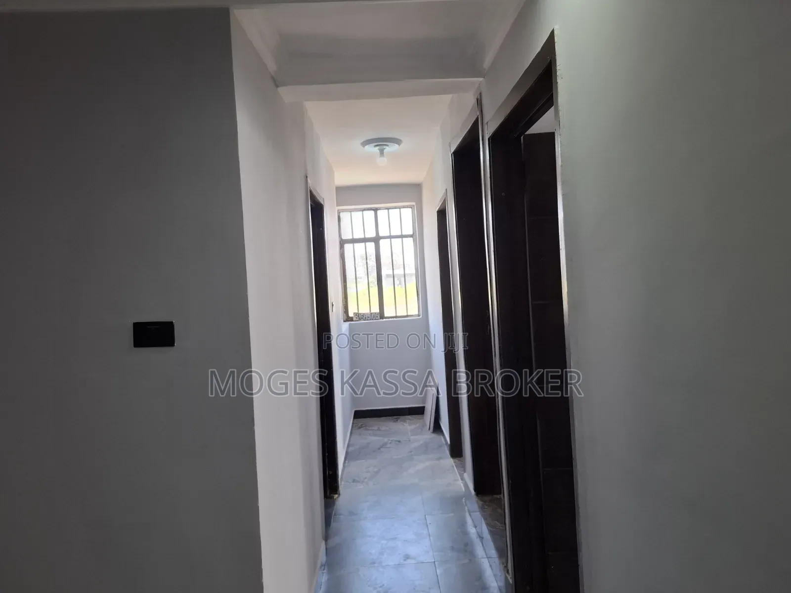 Furnished 3bdrm Condo in ኮዬ ፈቼ 20/80 ኮንዶሚንየም, Yeka for sale