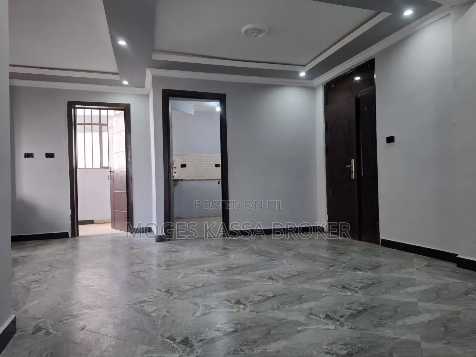 Furnished 3bdrm Condo in ኮዬ ፈቼ 20/80 ኮንዶሚንየም, Yeka for sale