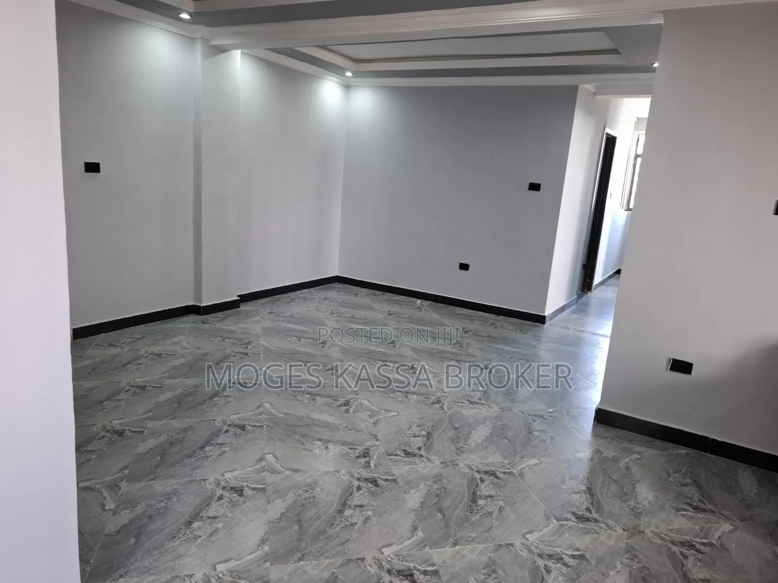 Furnished 3bdrm Condo in ኮዬ ፈቼ 20/80 ኮንዶሚንየም, Yeka for sale