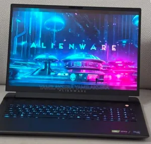 New Laptop Alienware M18 R2 32GB Intel Core i9 SSD 1T