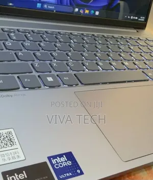 New Laptop Lenovo 32GB Intel Core Ultra 7 SSD 512GB