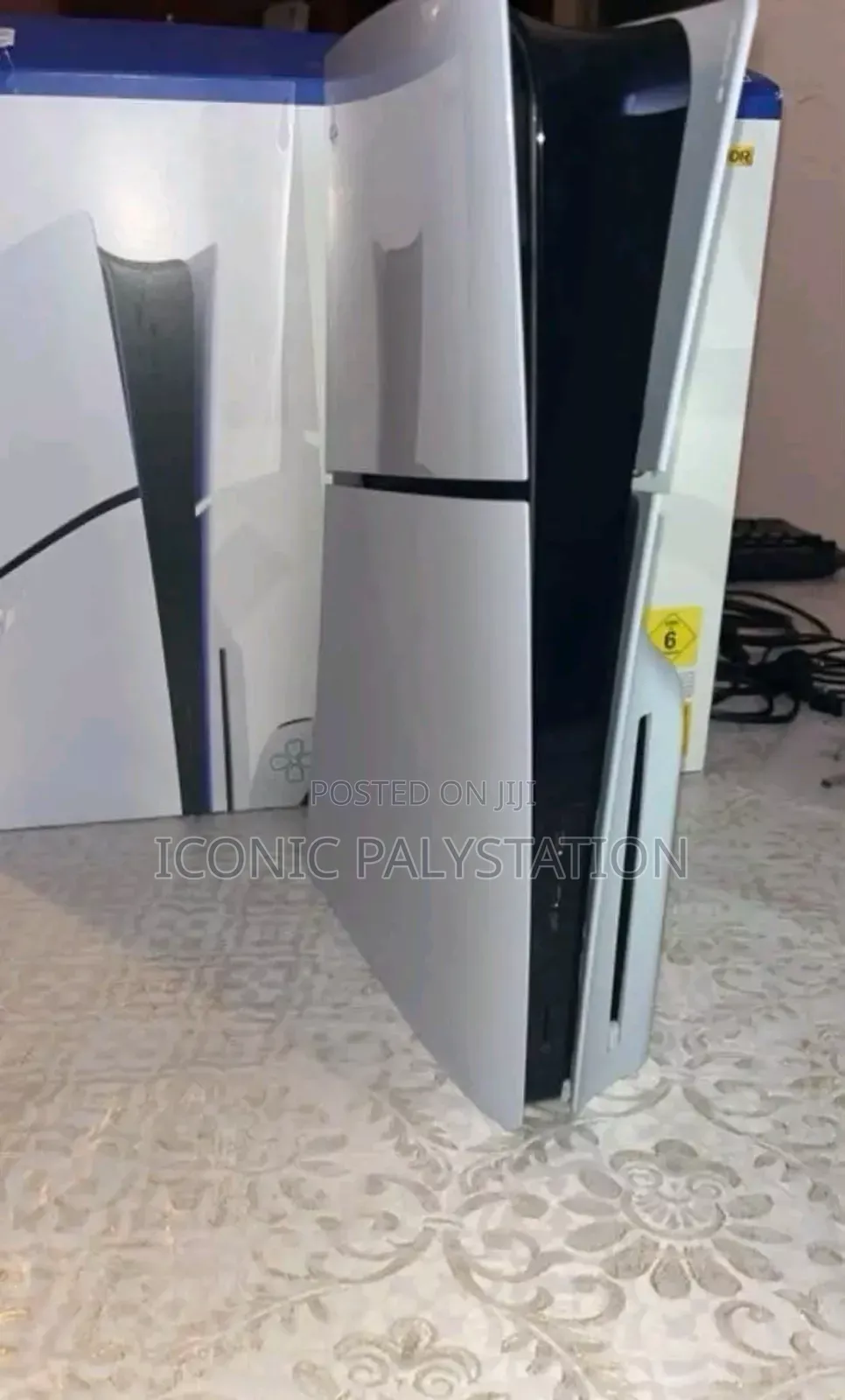 አዲስ Iconic PS5 Slim ሲዲ Version
