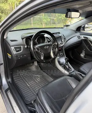 Hyundai Avante 2015 Silver