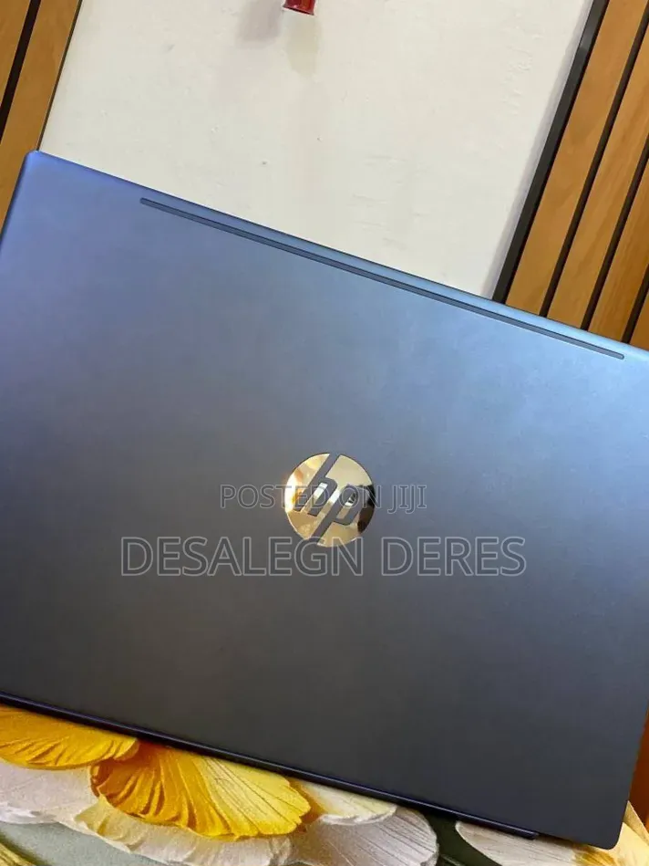 New Laptop HP Pavilion 15 8GB Intel Core i5 SSD 512GB