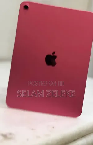 New Apple iPad (2025) 128 GB Red